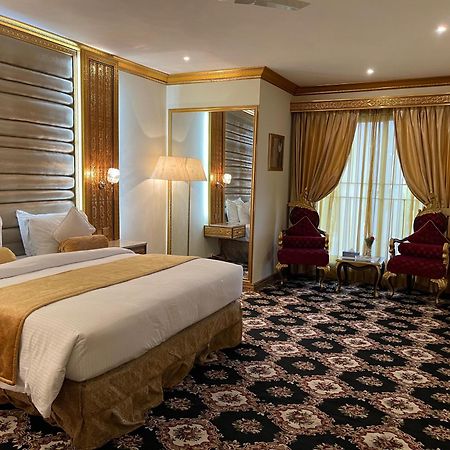 Indus Hotel 하이데라바드 외부 사진