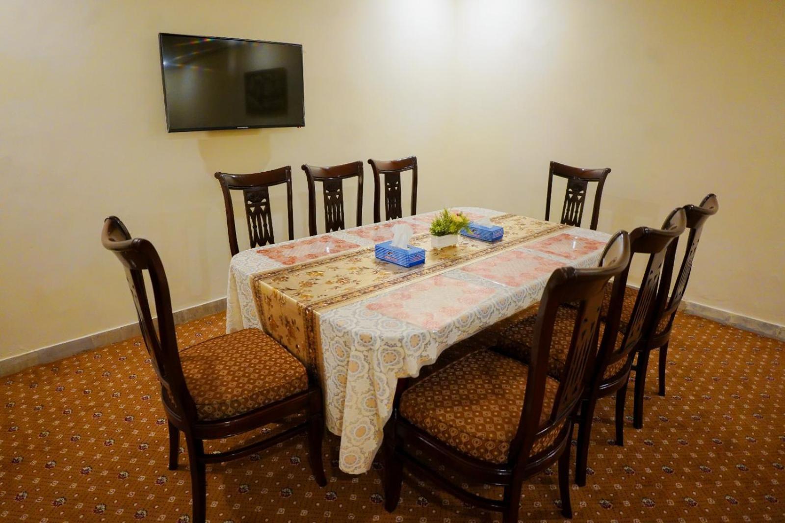 Indus Hotel 하이데라바드 외부 사진