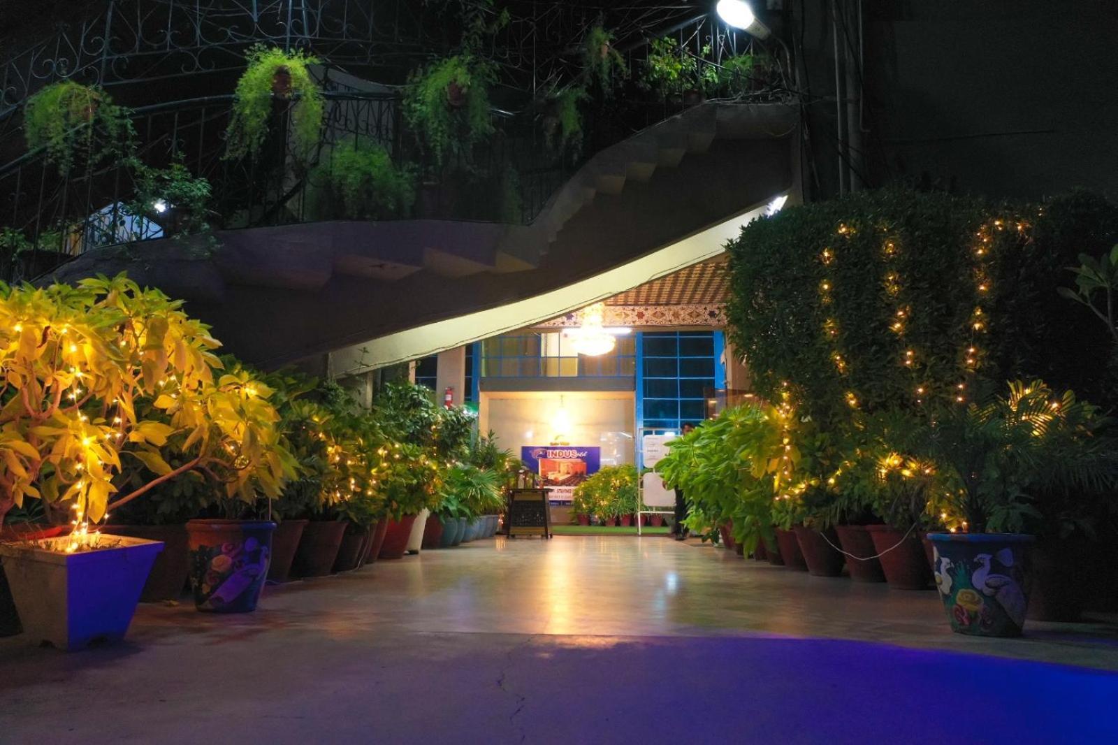 Indus Hotel 하이데라바드 외부 사진