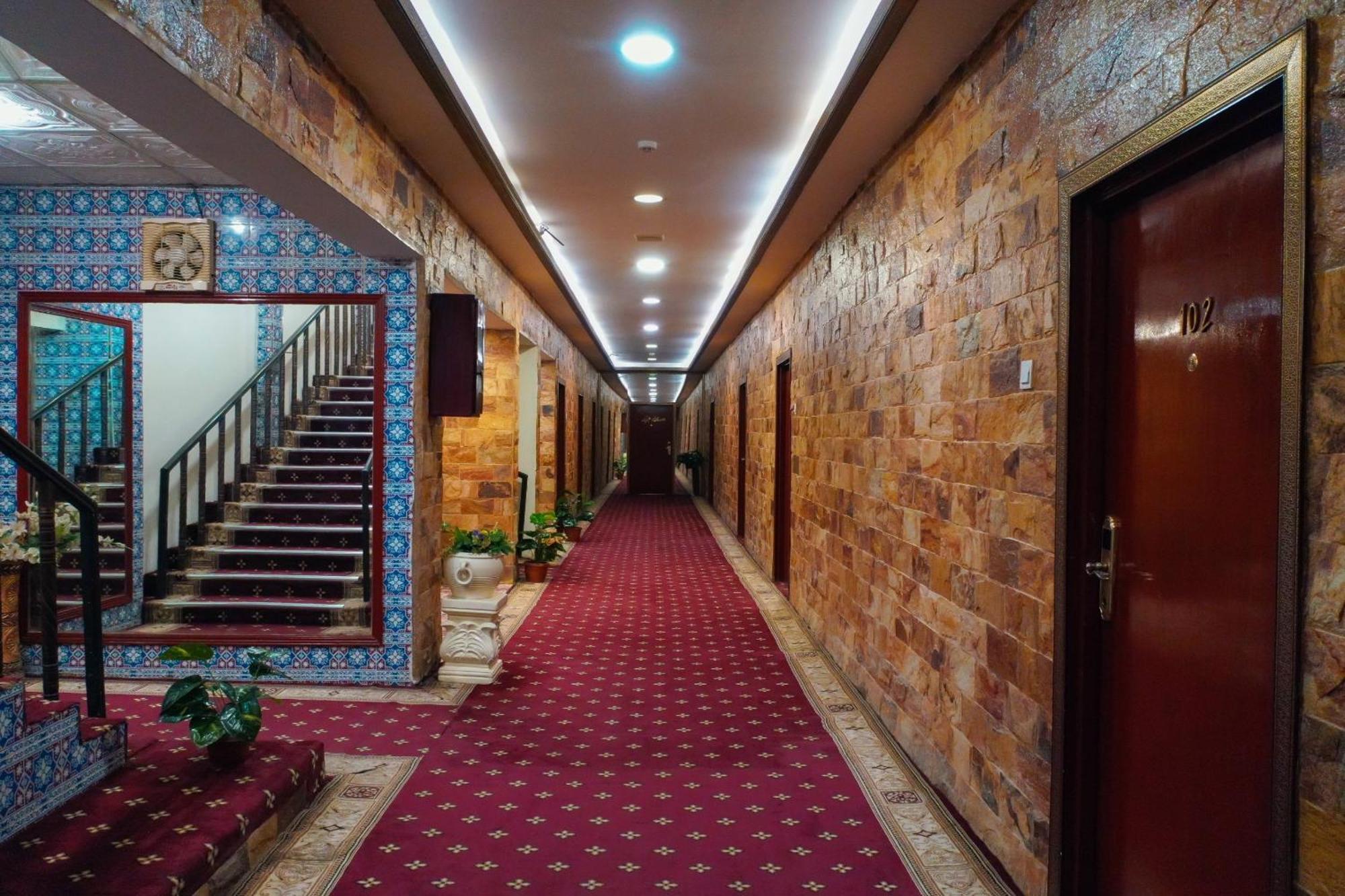 Indus Hotel 하이데라바드 외부 사진